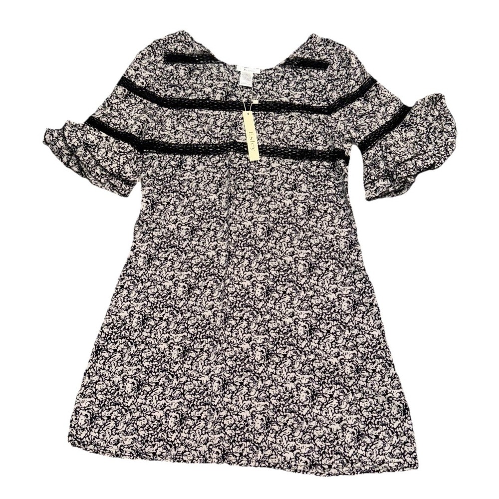 Esley Dress Fit N Flare Black Tan Floral Lace Ruffle Sleeve Boutique Brand NWT